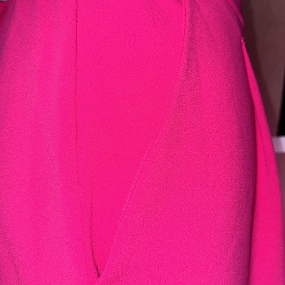 Hot pink express Romper with pockets - Picture 6 of 9